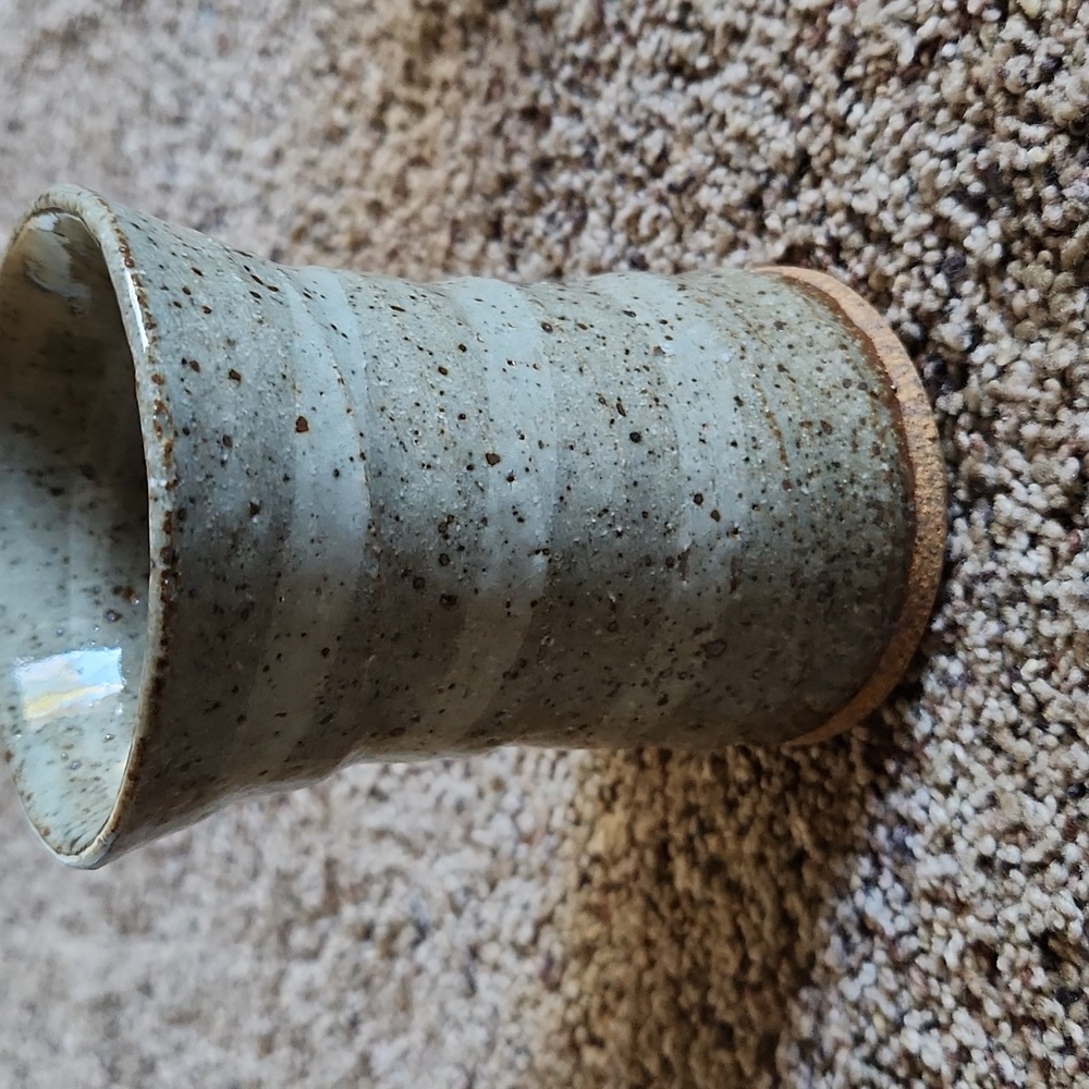 💕Lot of 4 pottery, coffee/tea mugs💕 - Picture 2 of 10